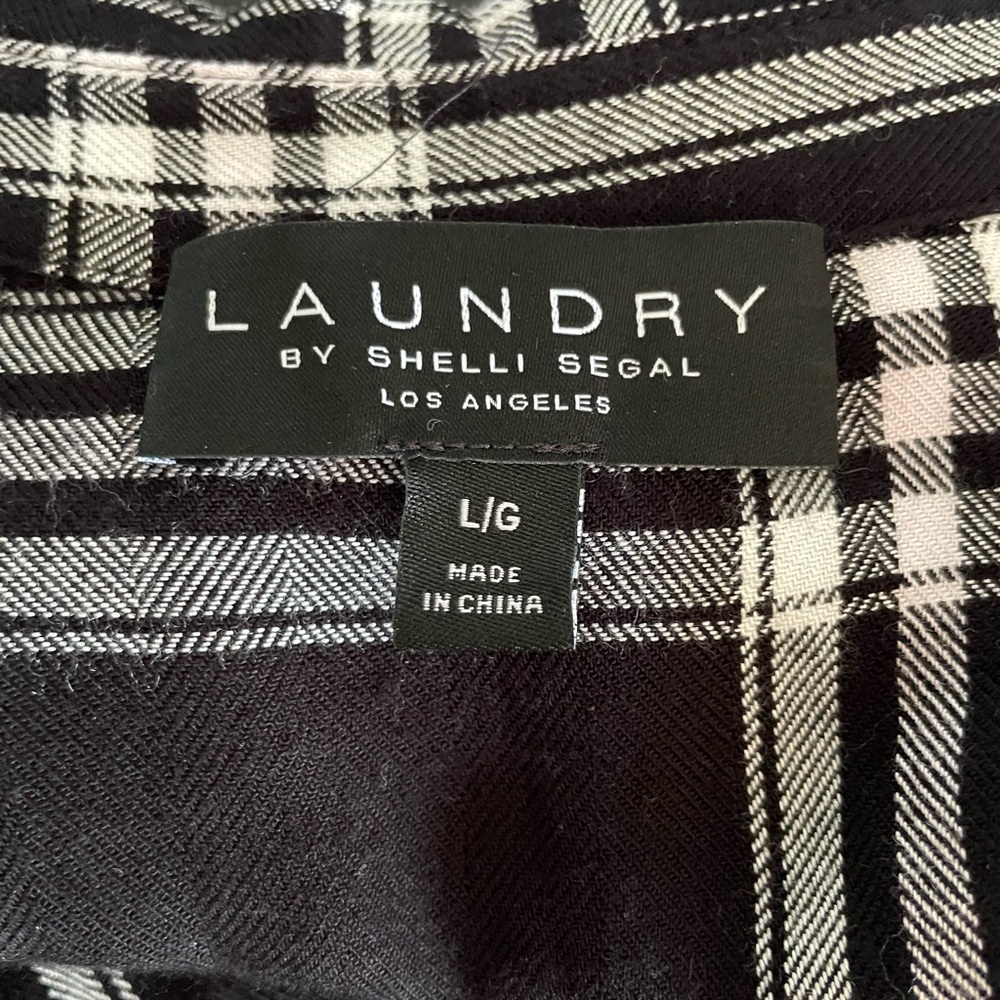 Laundry By Shelli Segal Black and White Plaid Shirt, Size L - Picture 9 of 9